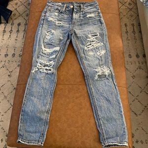 American Eagle Ripped Jeans - size 0